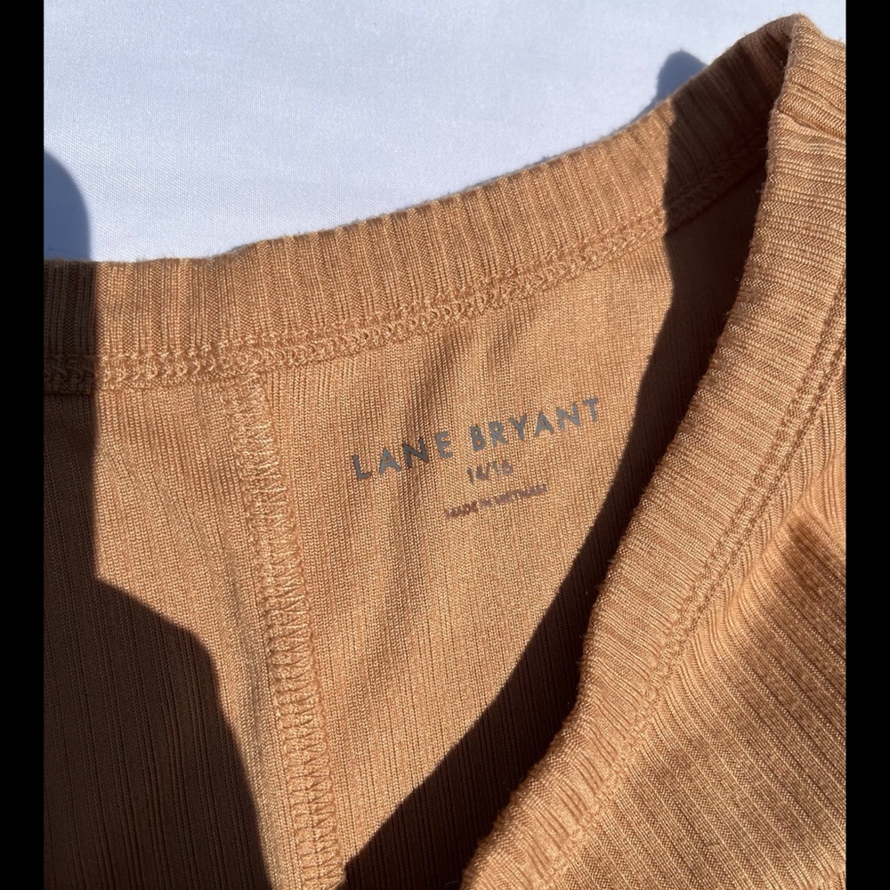 High-Neck Ribbed Tank (14/16) - Picture 3 of 6